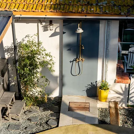 Appartamento Avec Piscine Et Jacuzzi à 50mètres De La Et 5min De L'allée Des Pins *