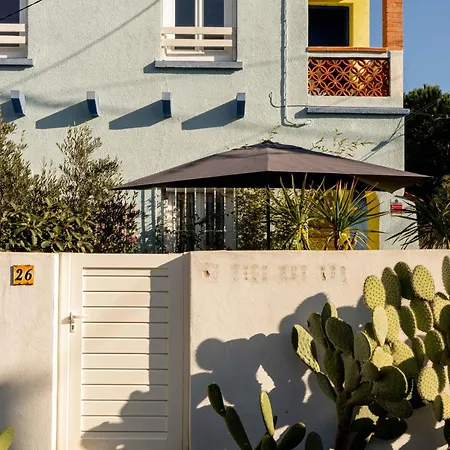 Appartamento Avec Piscine Et Jacuzzi à 50mètres De La Et 5min De L'allée Des Pins