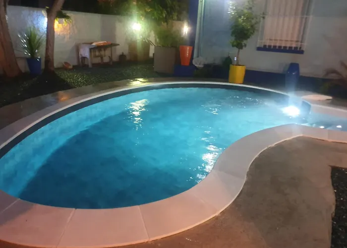 Avec Piscine Et Jacuzzi A 50metres De La Et 5min De L'allee Des Pins Аржель-сюр-Мер