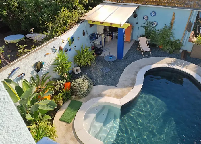 Апартаменты Avec Piscine Et Jacuzzi A 50metres De La Et 5min De L'allee Des Pins